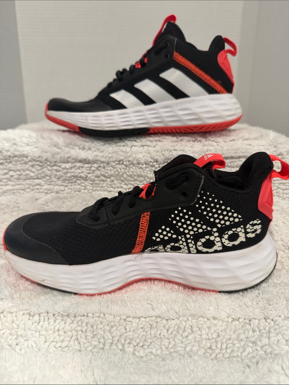adidas Kids Black & Red/White Athletic Sneakers